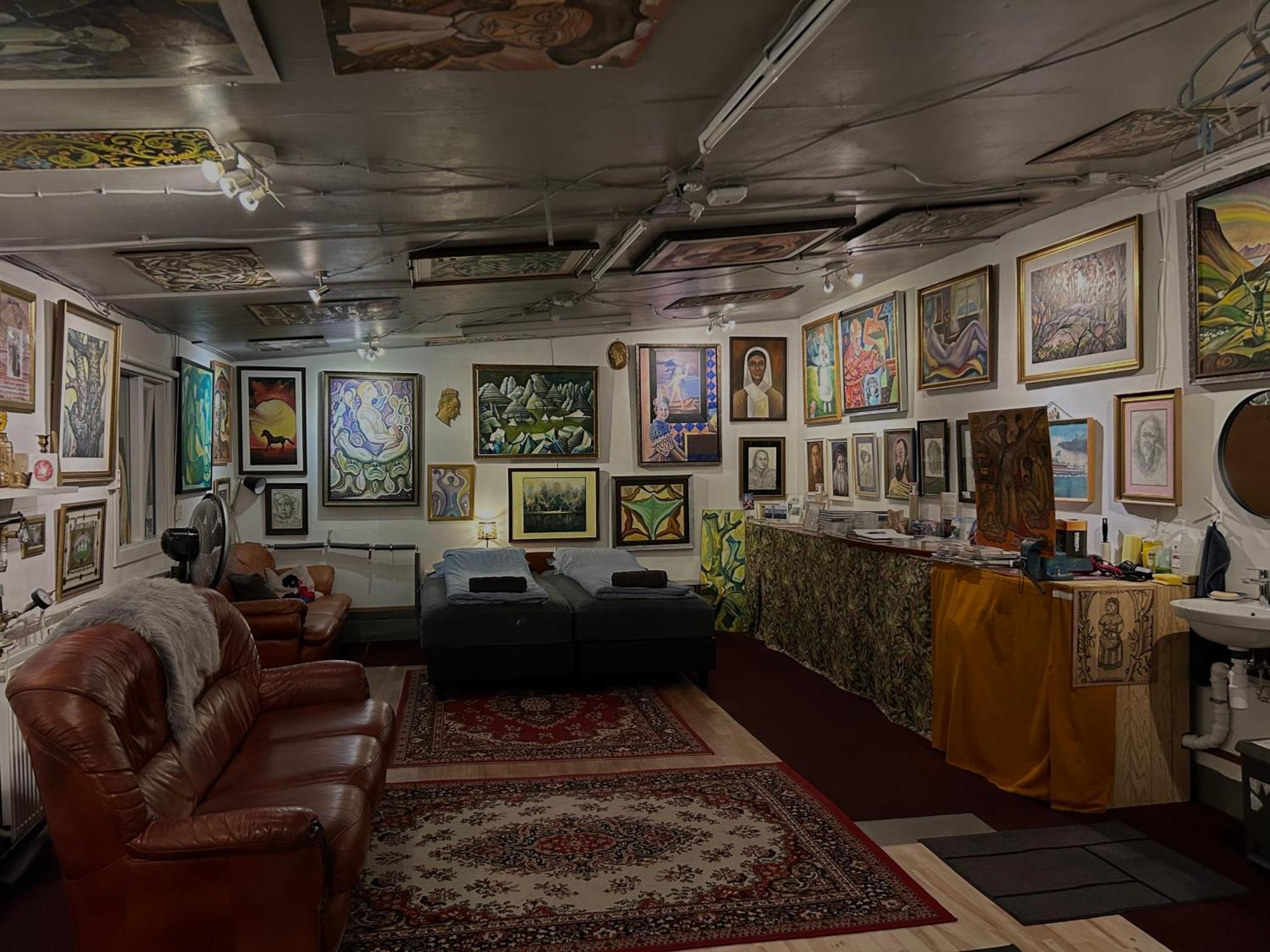 Brimarsbru Sleep Inn-Art Gallery Njarthvik Zewnętrze zdjęcie